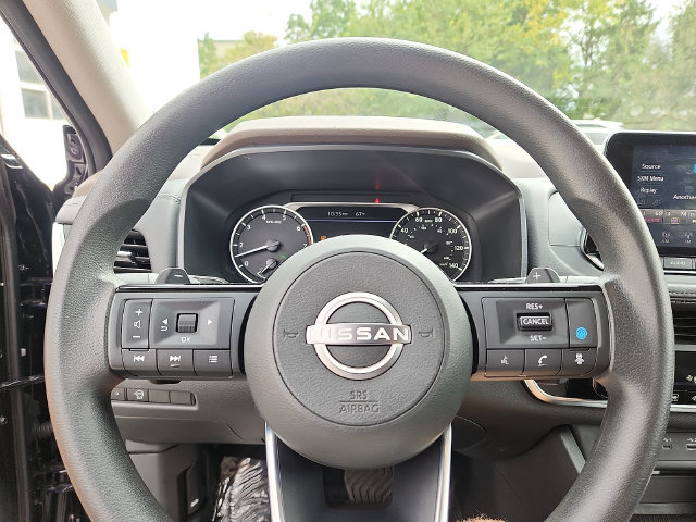 Used 2023 Nissan Rogue SV AWD/4WD image 18