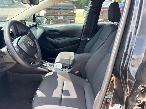 Used 2026 Toyota Corolla LE FWD image 11
