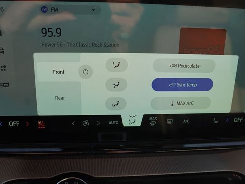 Certified 2025 Ford Expedition Max Active image 31