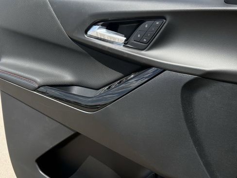 New 2026 Chevrolet Equinox RS w/ Convenience Package III FWD image 23