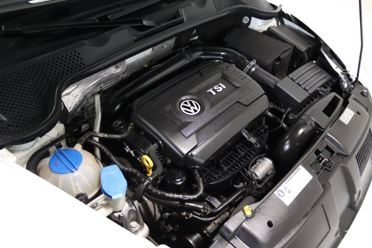 Used 2016 Volkswagen Beetle 1.8T Denim FWD image 80