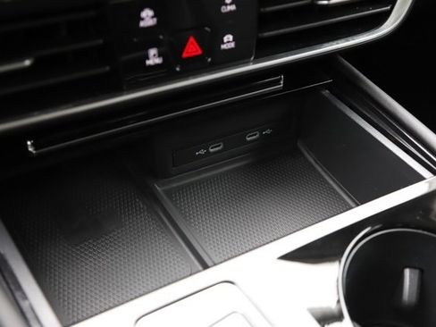 Used 2024 Volkswagen Atlas SEL image 31