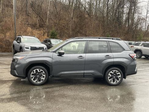 Certified 2025 Subaru Forester Premium image 2