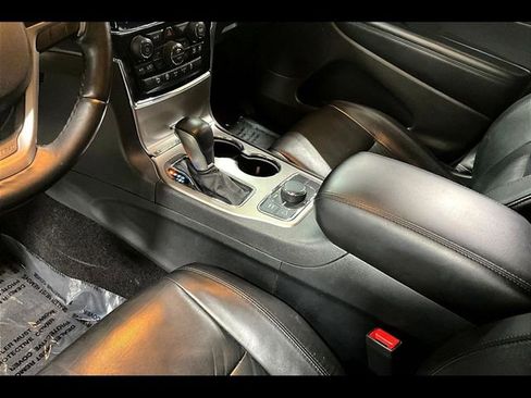 Used 2019 Jeep Grand Cherokee Limited image 17