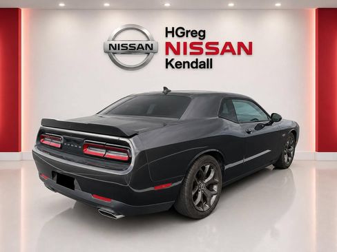 Used 2023 Dodge Challenger R/T w/ Plus Package RWD image 3