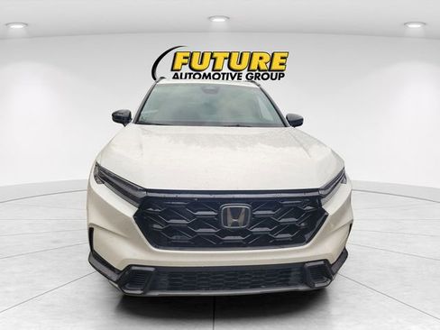 Used 2025 Honda CR-V Sport image 2