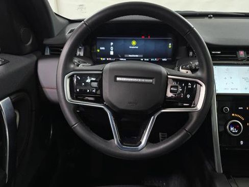 Used 2023 Land Rover Discovery Sport SE R-Dynamic image 8