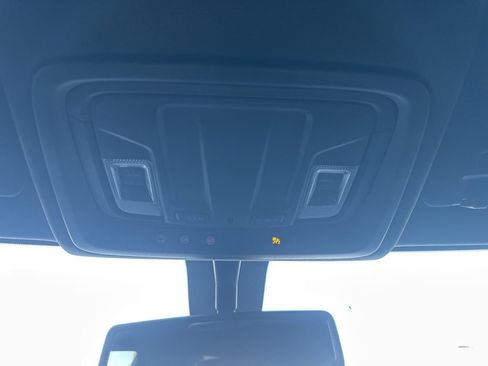 Used 2022 GMC Sierra 2500 AT4 image 8