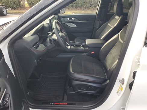 Certified 2025 Ford Explorer ST w/ Sun And Sound Package image 18