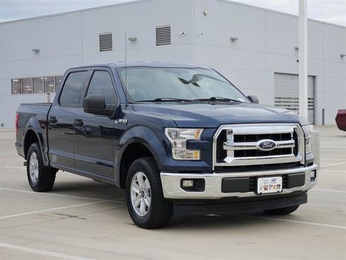 Used 2017 Ford F150 XLT image 2
