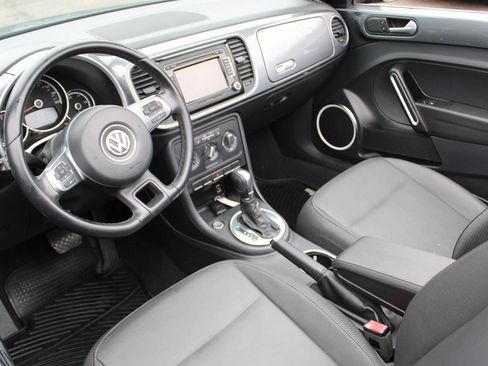 Used 2014 Volkswagen Beetle 1.8T image 22