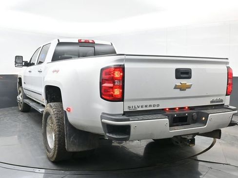 Used 2016 Chevrolet Silverado 3500 High Country w/ Duramax Plus Package image 12