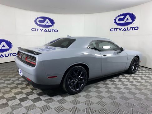Used 2022 Dodge Challenger R/T w/ Plus Package image 3