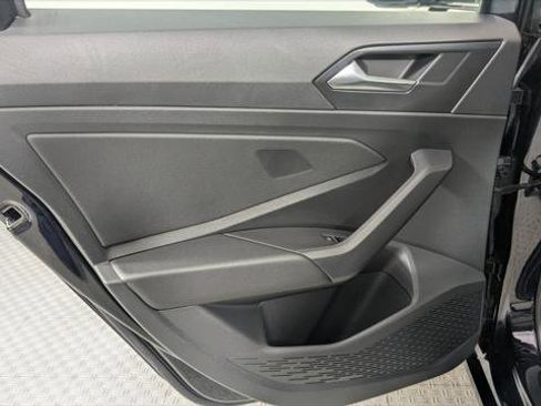 Used 2025 Volkswagen Jetta S image 14