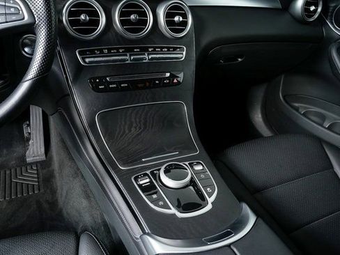 Used 2017 Mercedes-Benz GLC 300 image 13