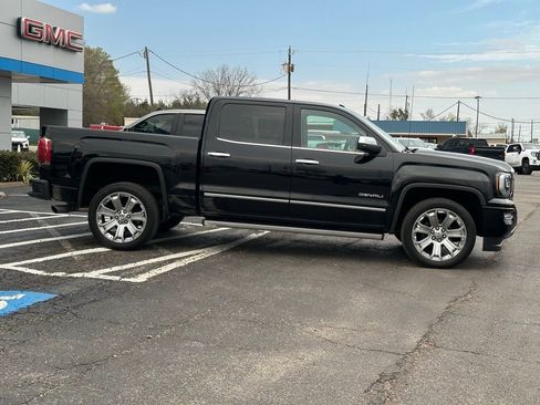 Used 2018 GMC Sierra 1500 Denali w/ Denali Ultimate Package image 4