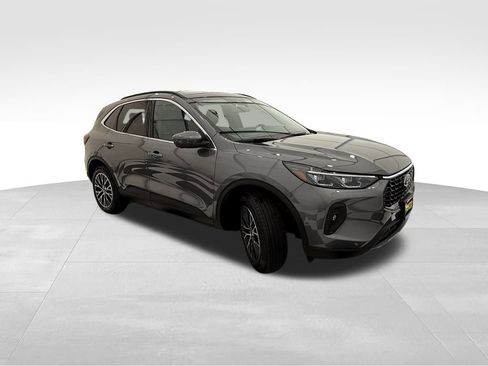 New 2025 Ford Escape SE w/ PHEV Premium Package image 8