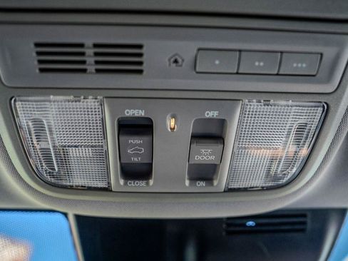 Used 2021 Honda CR-V EX-L image 34
