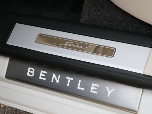 Used 2024 Bentley Flying Spur W12 AWD/4WD image 10