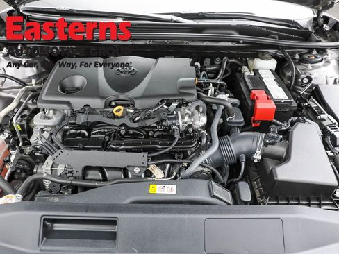 Used 2024 Toyota Camry SE FWD image 7