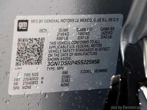 Used 2025 Chevrolet Equinox EV RS image 33