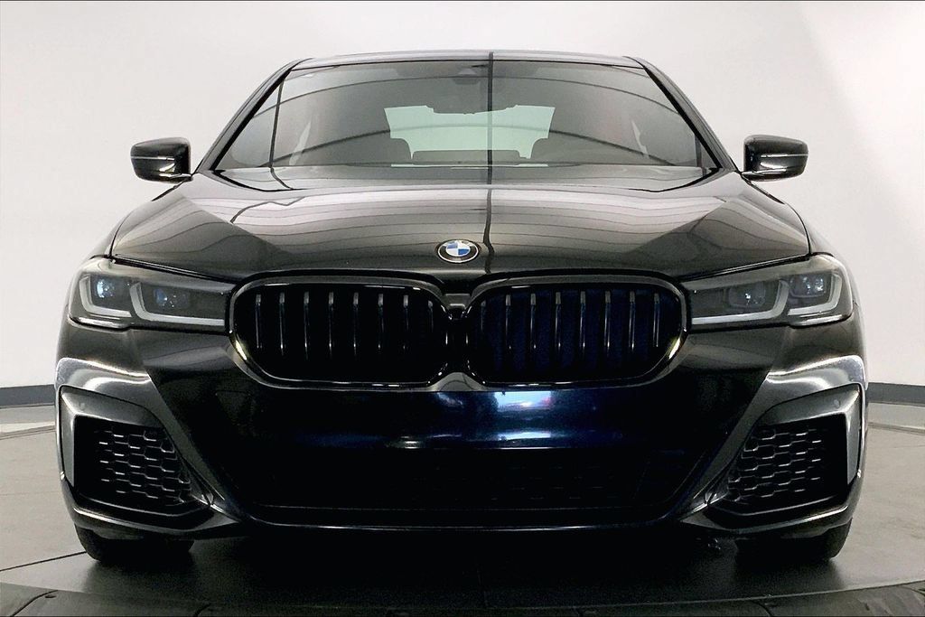 Used 2022 BMW 540i xDrive w/ M Sport Package AWD/4WD image 2