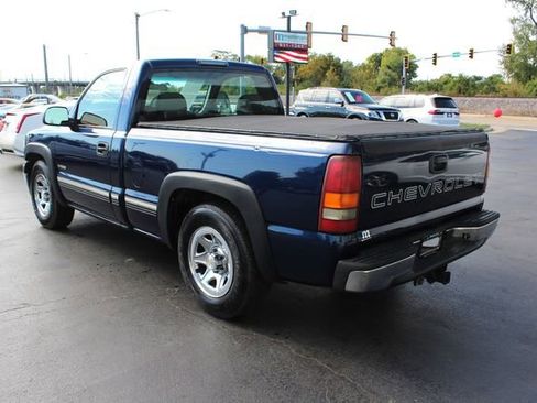 Used 2000 Chevrolet Silverado 1500 Regular Cab Short Bed w/ Exterior Appearance Pkg image 5