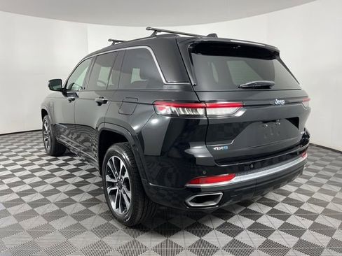 Used 2023 Jeep Grand Cherokee Overland image 7