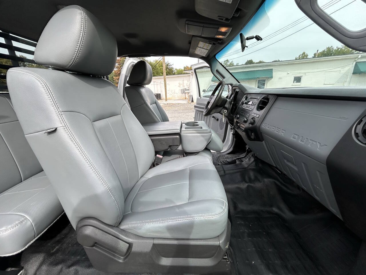 Used 2012 Ford F550 4x4 SuperCab Super Duty w/ XL Value Pkg image 23