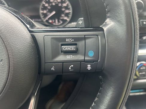 Certified 2022 Nissan Pathfinder SL w/ SL Premium Package FWD image 23