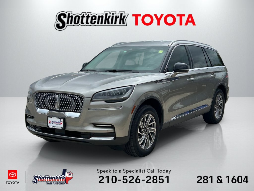 Used 2023 Lincoln Aviator AWD w/ Class IV Trailer Tow Package image 1