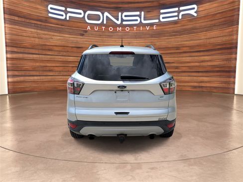 Used 2017 Ford Escape SE w/ Equipment Group 201A FWD image 6