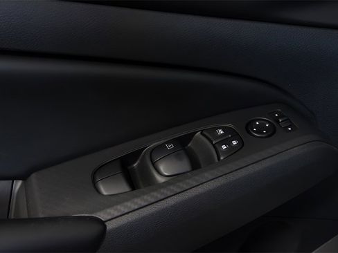 Certified 2024 Nissan Altima 2.5 S image 9