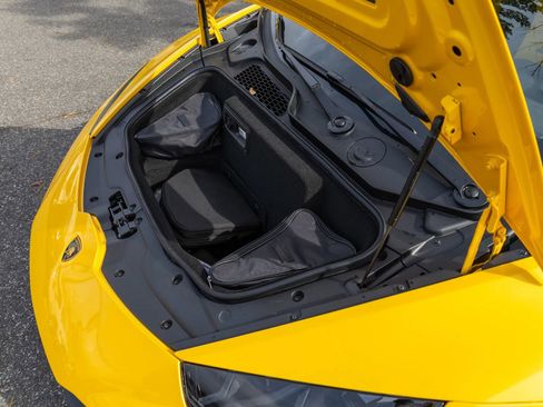 Used 2024 Lamborghini Huracan EVO image 75