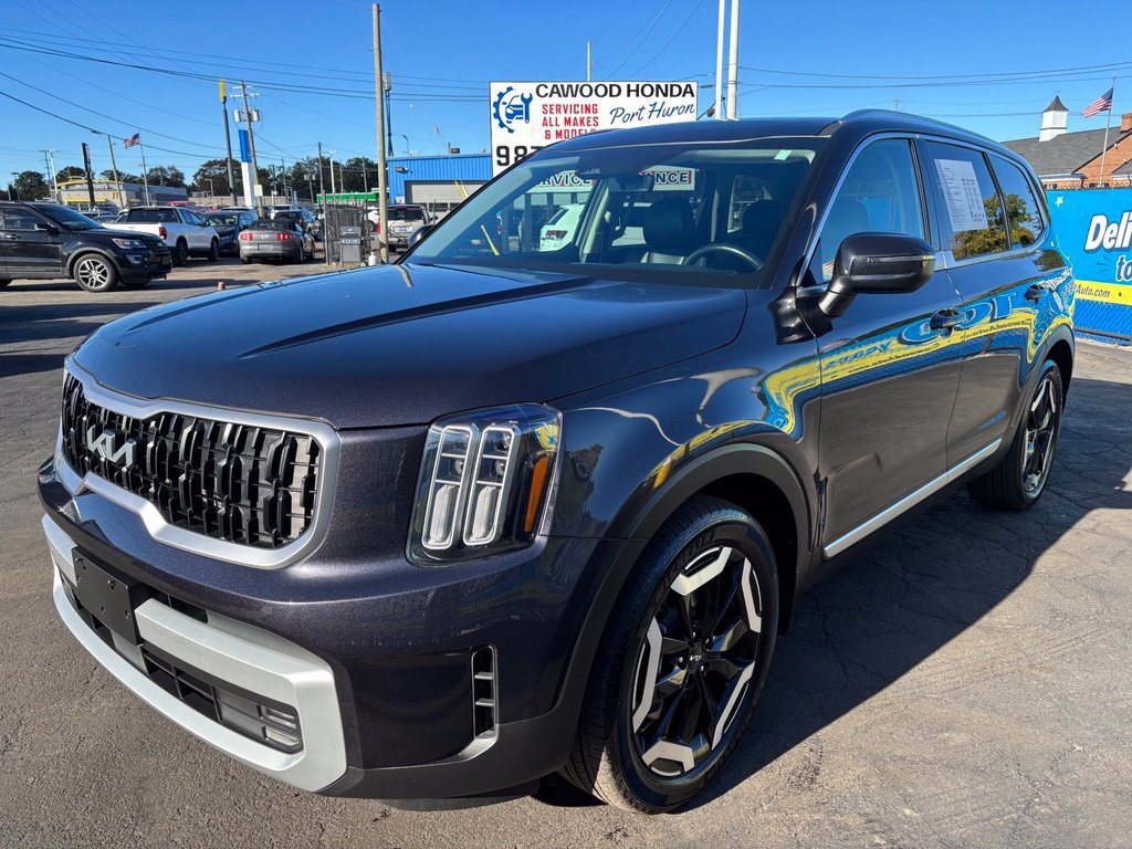 Used 2025 Kia Telluride EX AWD/4WD image 11