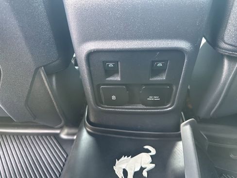 Used 2022 Ford Bronco Badlands AWD/4WD image 15