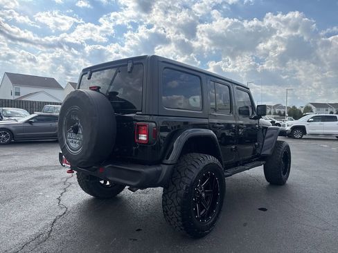 Used 2021 Jeep Wrangler Unlimited Rubicon w/ Uconnect 4C Nav & Sound Group image 12