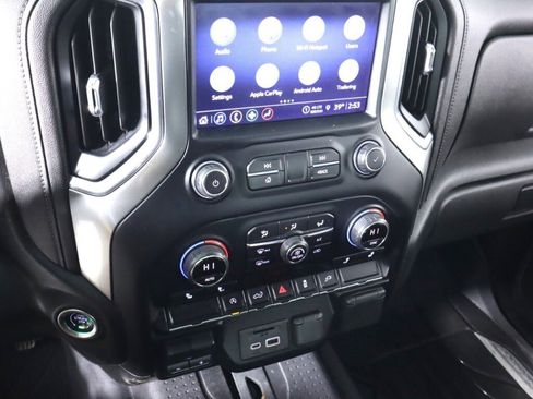 Used 2021 Chevrolet Silverado 1500 LT w/ Convenience Package II image 16