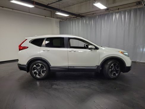 Used 2019 Honda CR-V Touring image 9