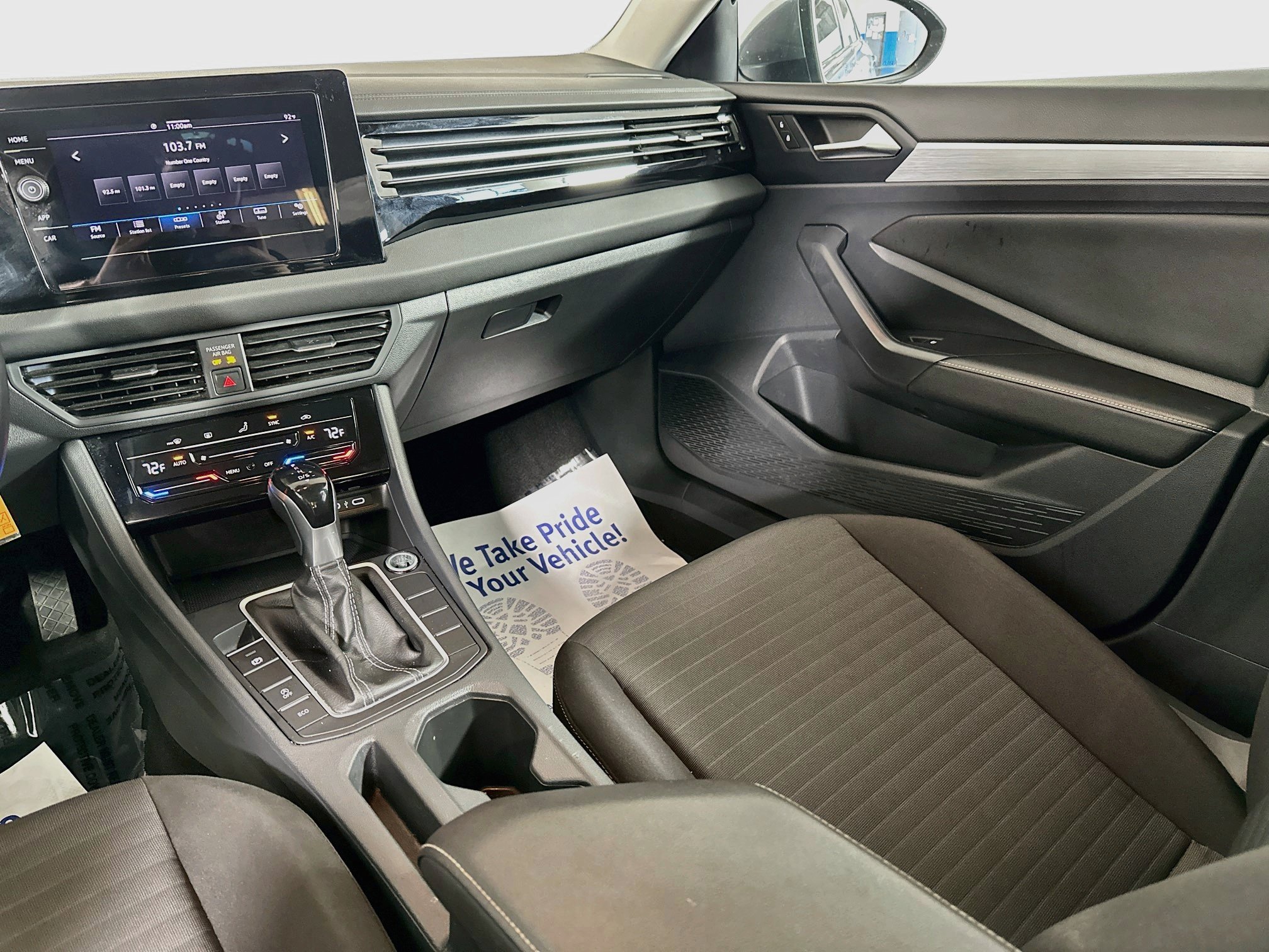 Used 2025 Volkswagen Jetta S FWD image 21