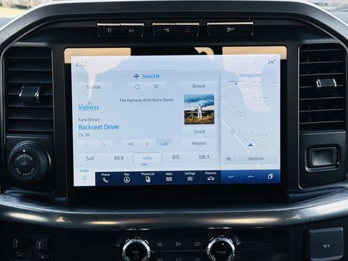 Used 2021 Ford F150 Lariat image 28