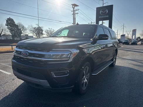 Used 2023 Ford Expedition Max Limited image 1