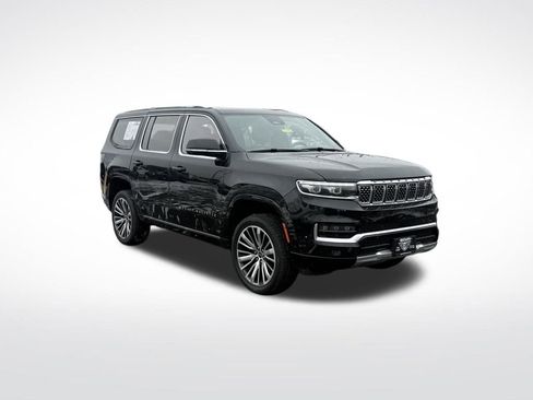 Used 2022 Jeep Grand Wagoneer Series III image 3