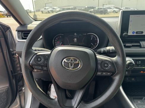 Certified 2025 Toyota RAV4 XLE AWD/4WD image 4