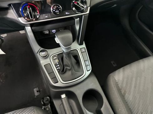 Used 2021 Kia Seltos LX image 20