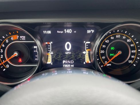 Used 2023 Jeep Wrangler Sahara image 15