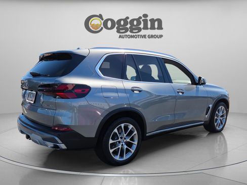 Certified 2024 BMW X5 xDrive40i w/ Premium Package image 6