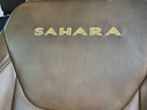 Used 2014 Jeep Wrangler Unlimited Sahara w/ Max Tow Package AWD/4WD image 14