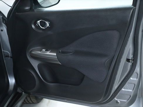 Used 2014 Nissan Juke S image 29