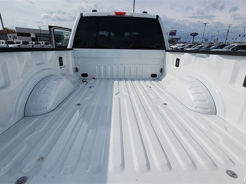 New 2026 Ford F250 Platinum image 24